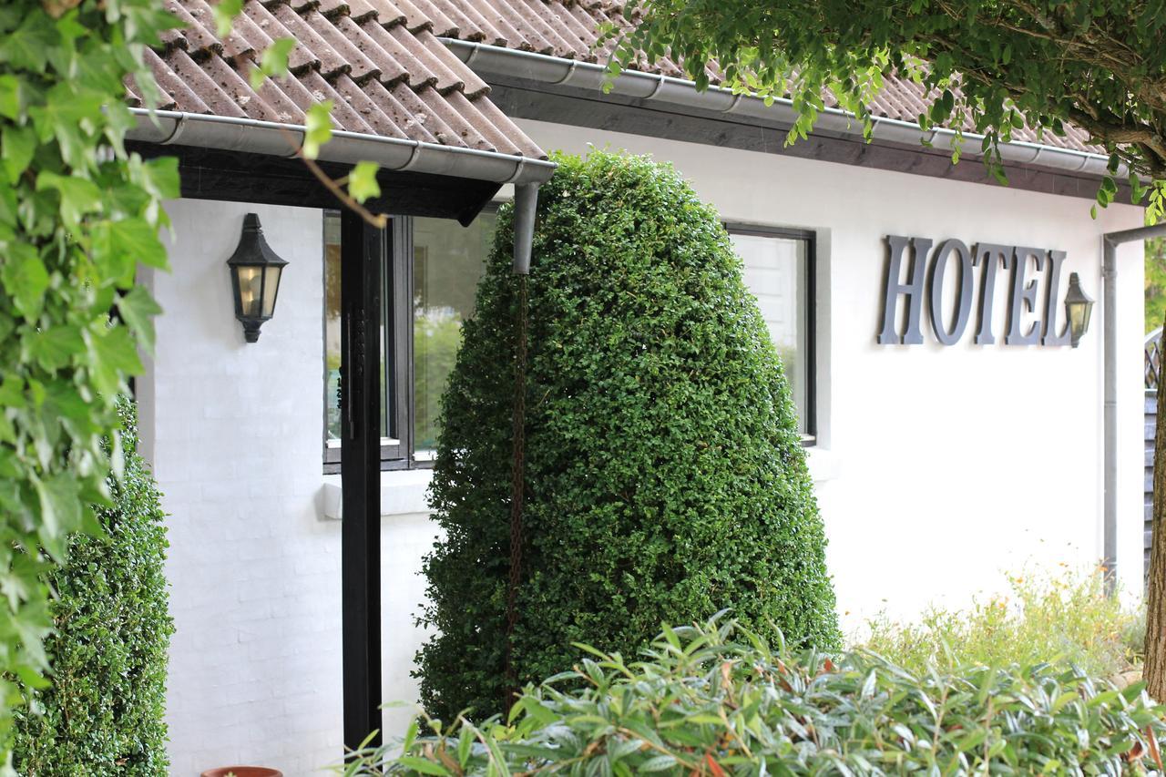 Lyng Dal Hotel Og Restaurant Ry Екстер'єр фото